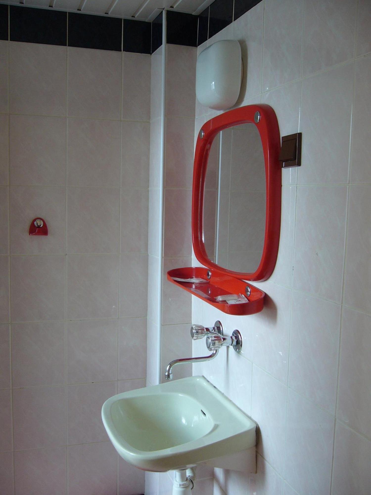 Karet Obiekt Hotelowy Skoczów 外观 照片