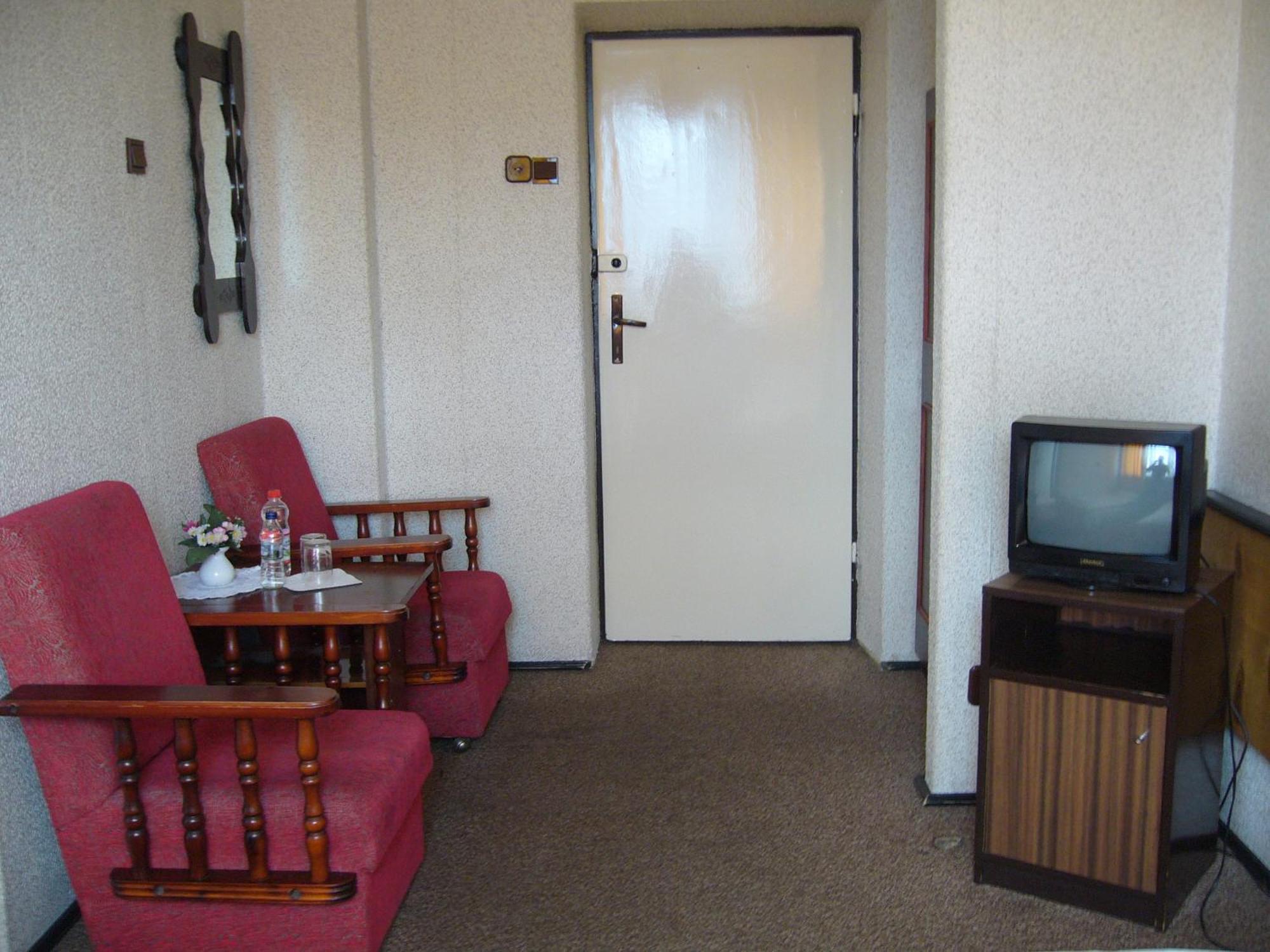 Karet Obiekt Hotelowy Skoczów 外观 照片