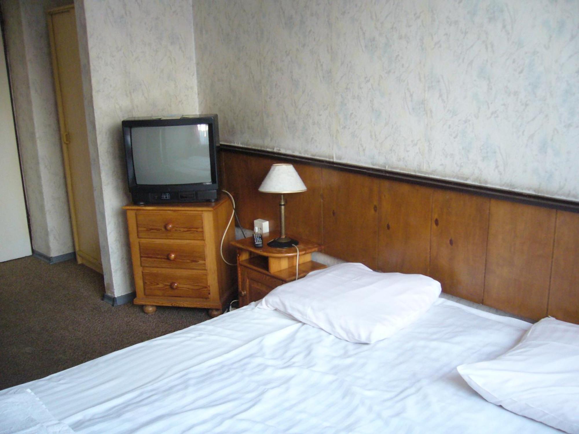 Karet Obiekt Hotelowy Skoczów 外观 照片