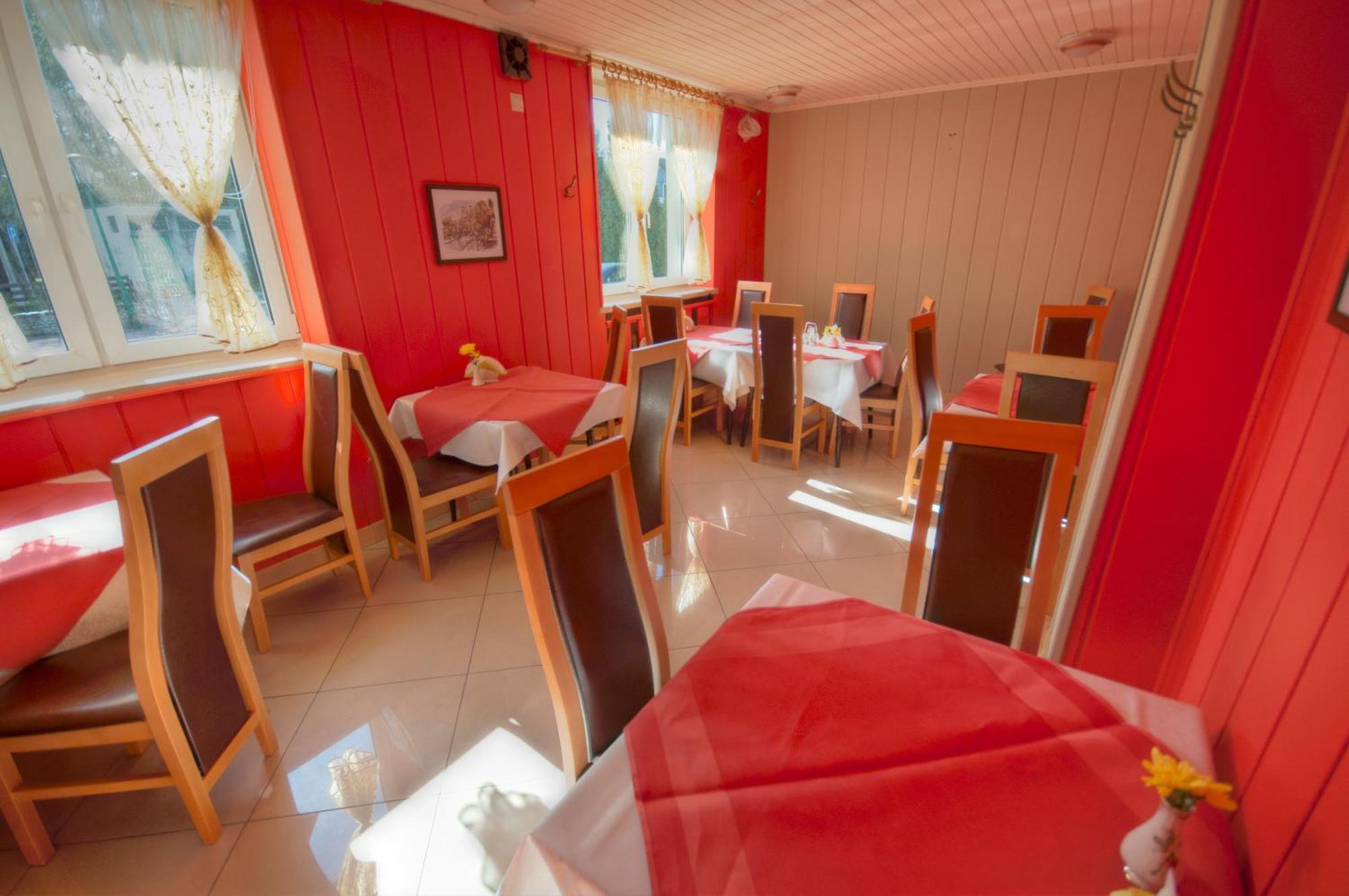 Karet Obiekt Hotelowy Skoczów 外观 照片